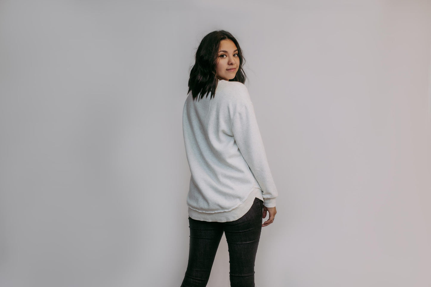 MK159 Basic Acid Washed Sweatshirt - Heather Grey