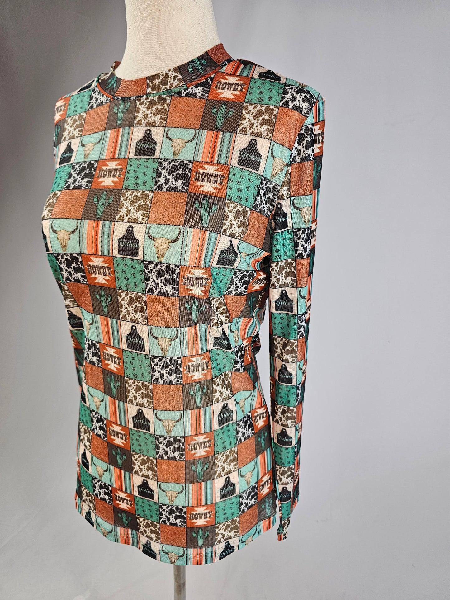 MK715 Western Checkered Mesh Top