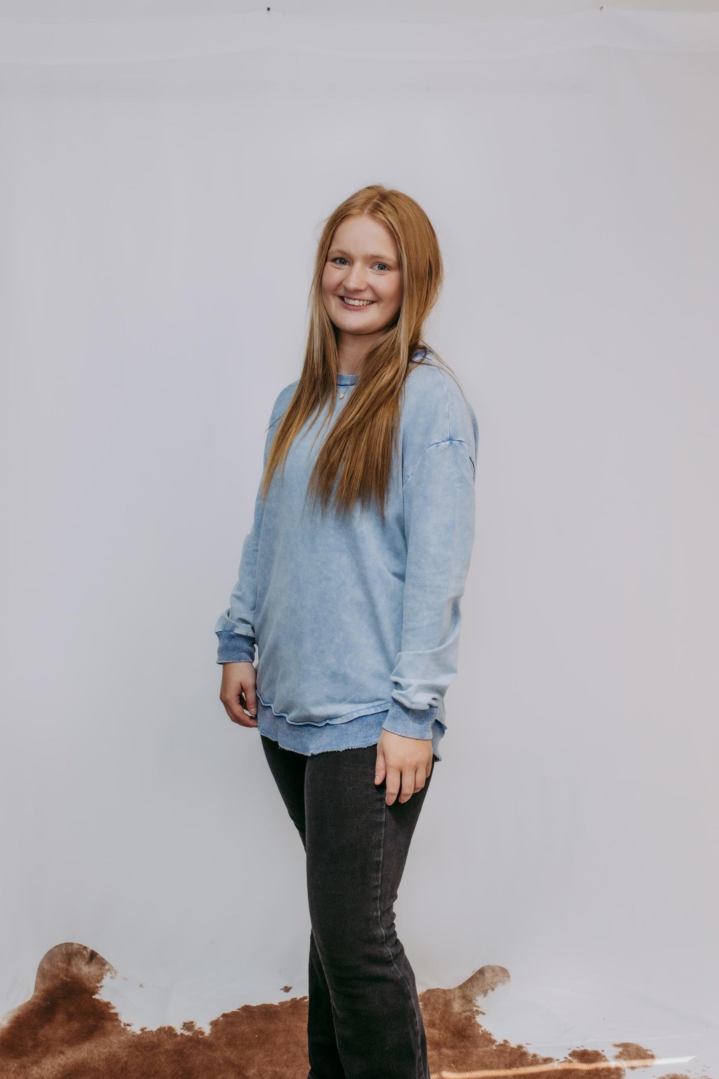 MK159 Basic Acid Washed Sweatshirt - Blue