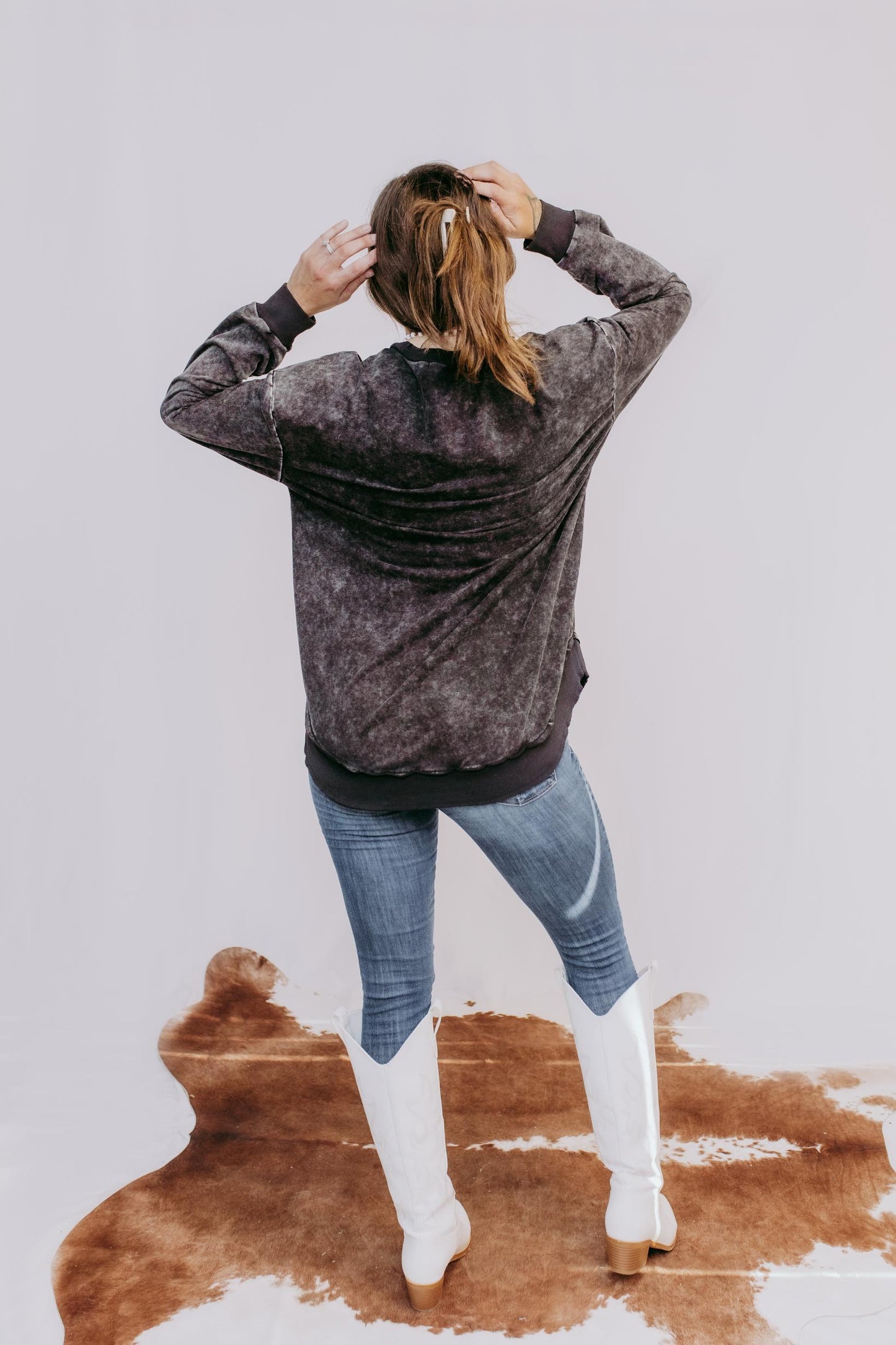 MK159 Basic Acid Washed Sweatshirt - Charcoal