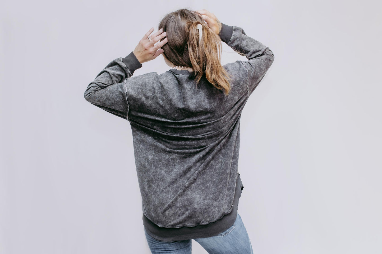 MK159 Basic Acid Washed Sweatshirt - Charcoal