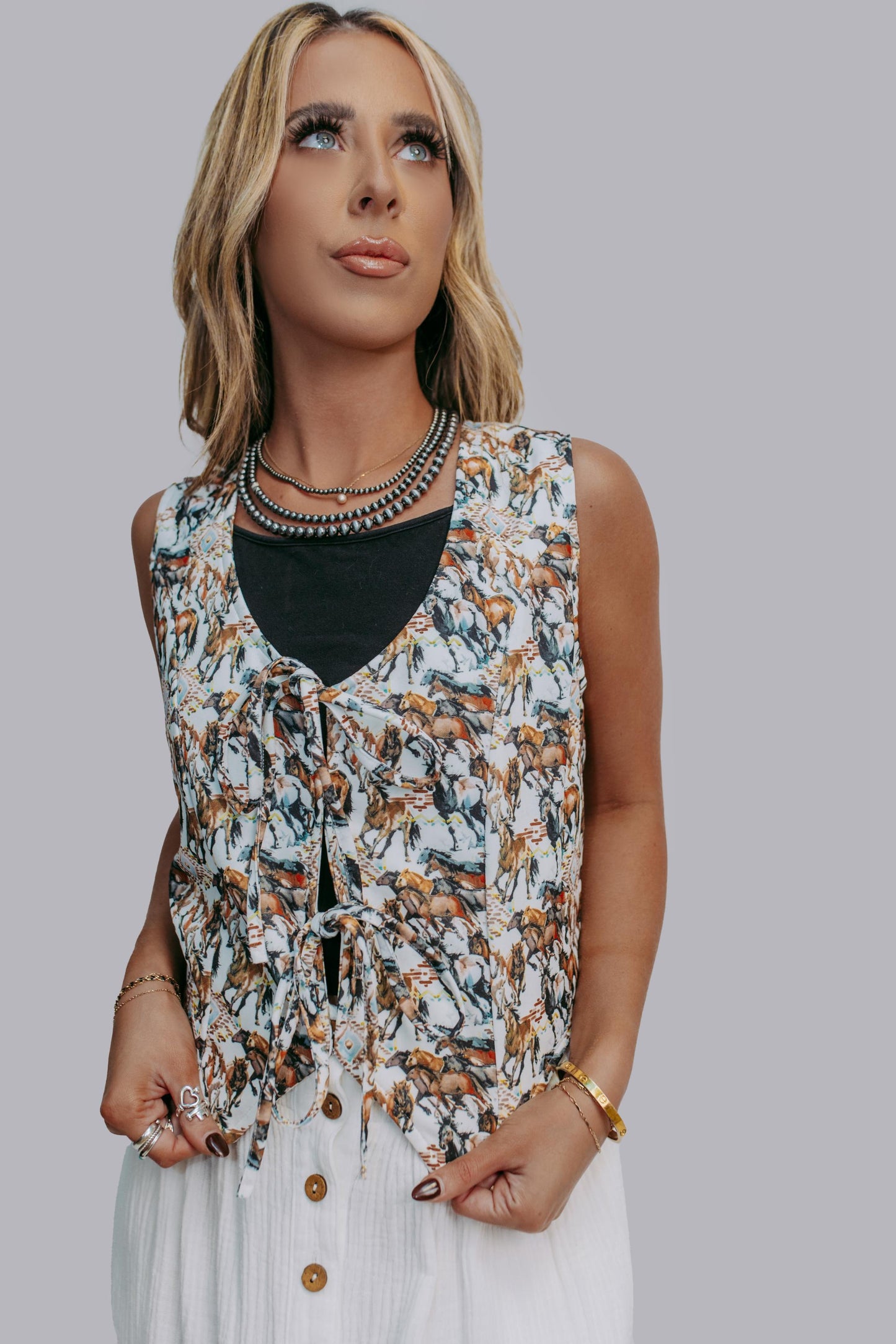 MK601 Buckaroo Front Tie Vest