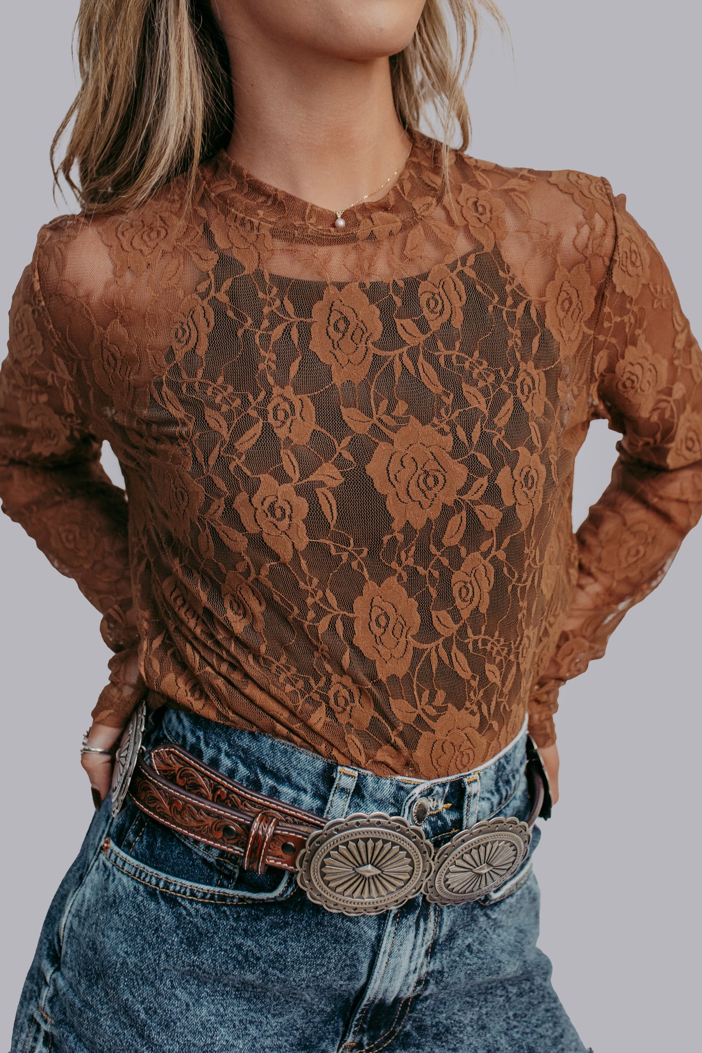 MK570 Roses Lace Top