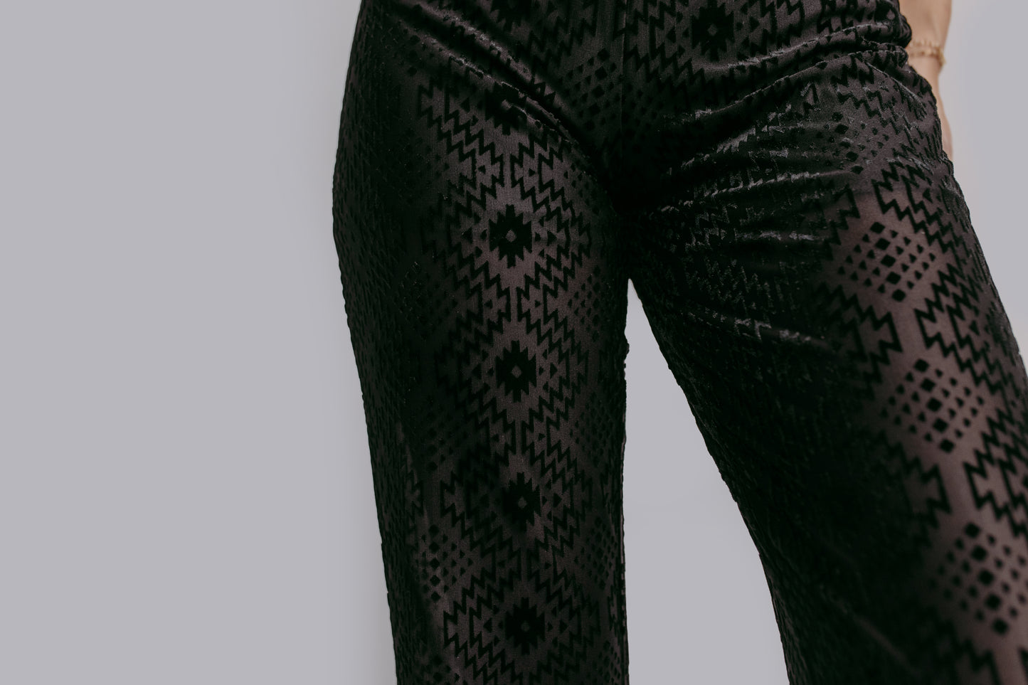 MK595 Burn Out Aztec Mesh Pants