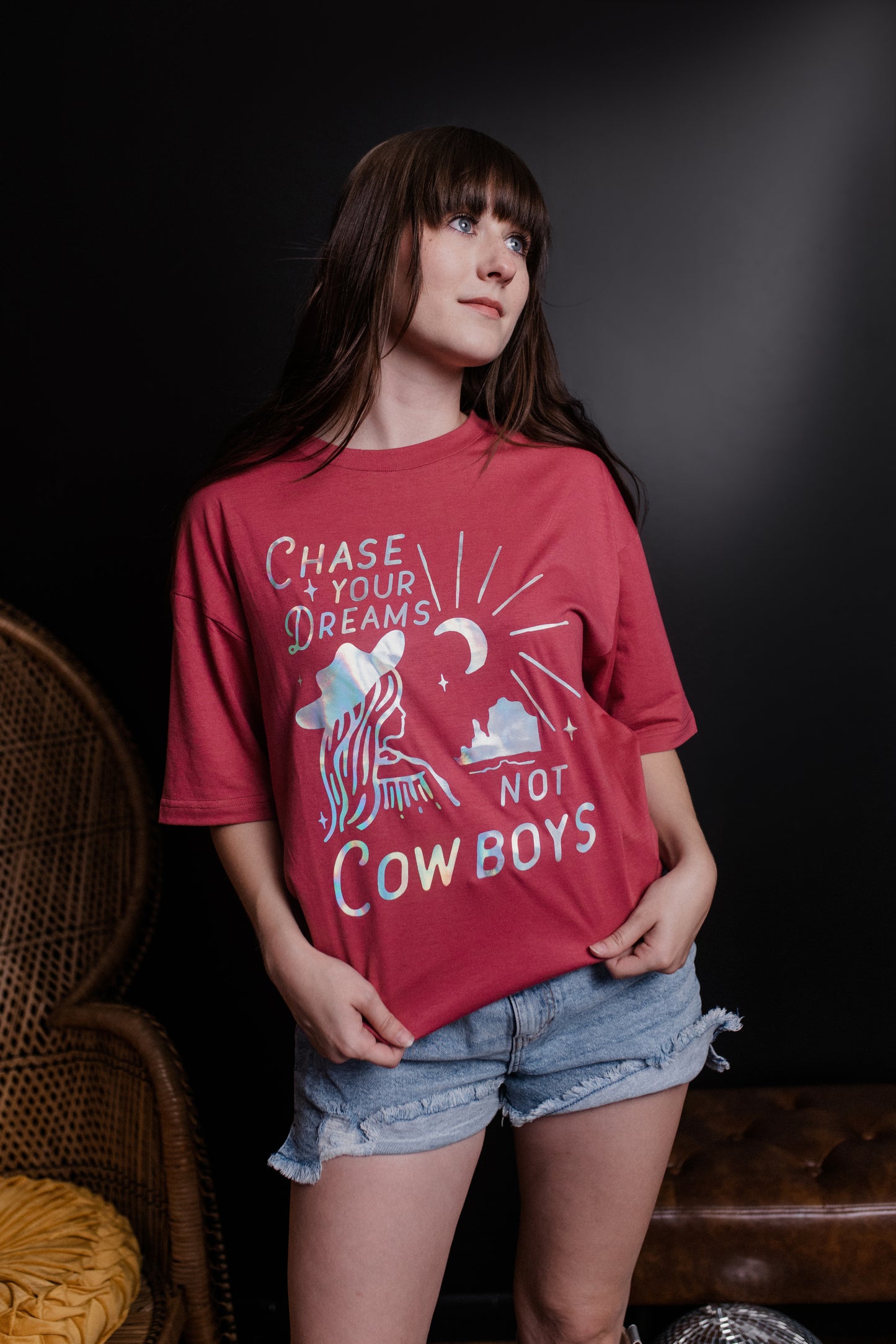 MK559 Chase Dreams Gold Foil SL Tee