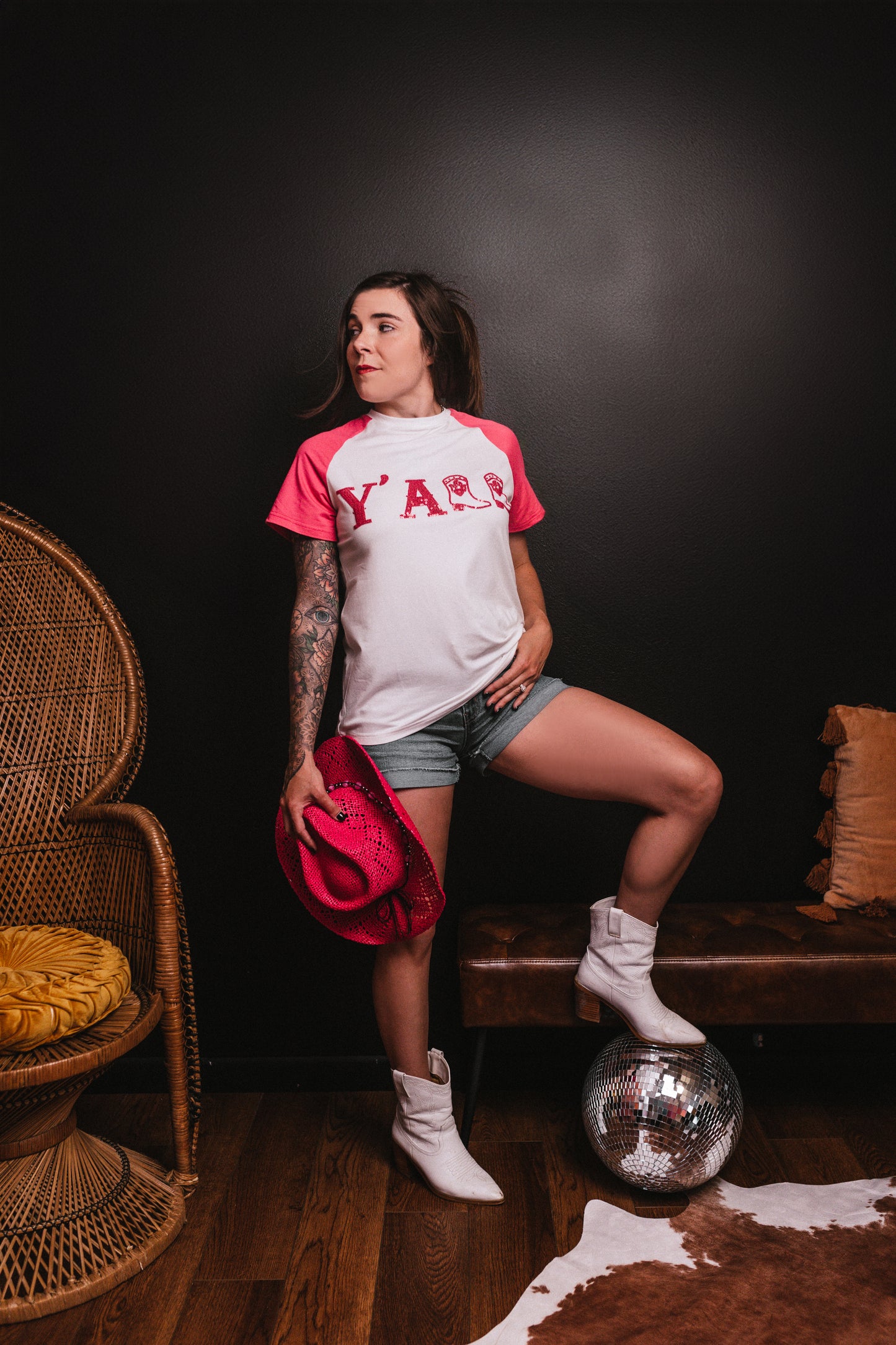 MK390 Y'ALL SL Tee Pink