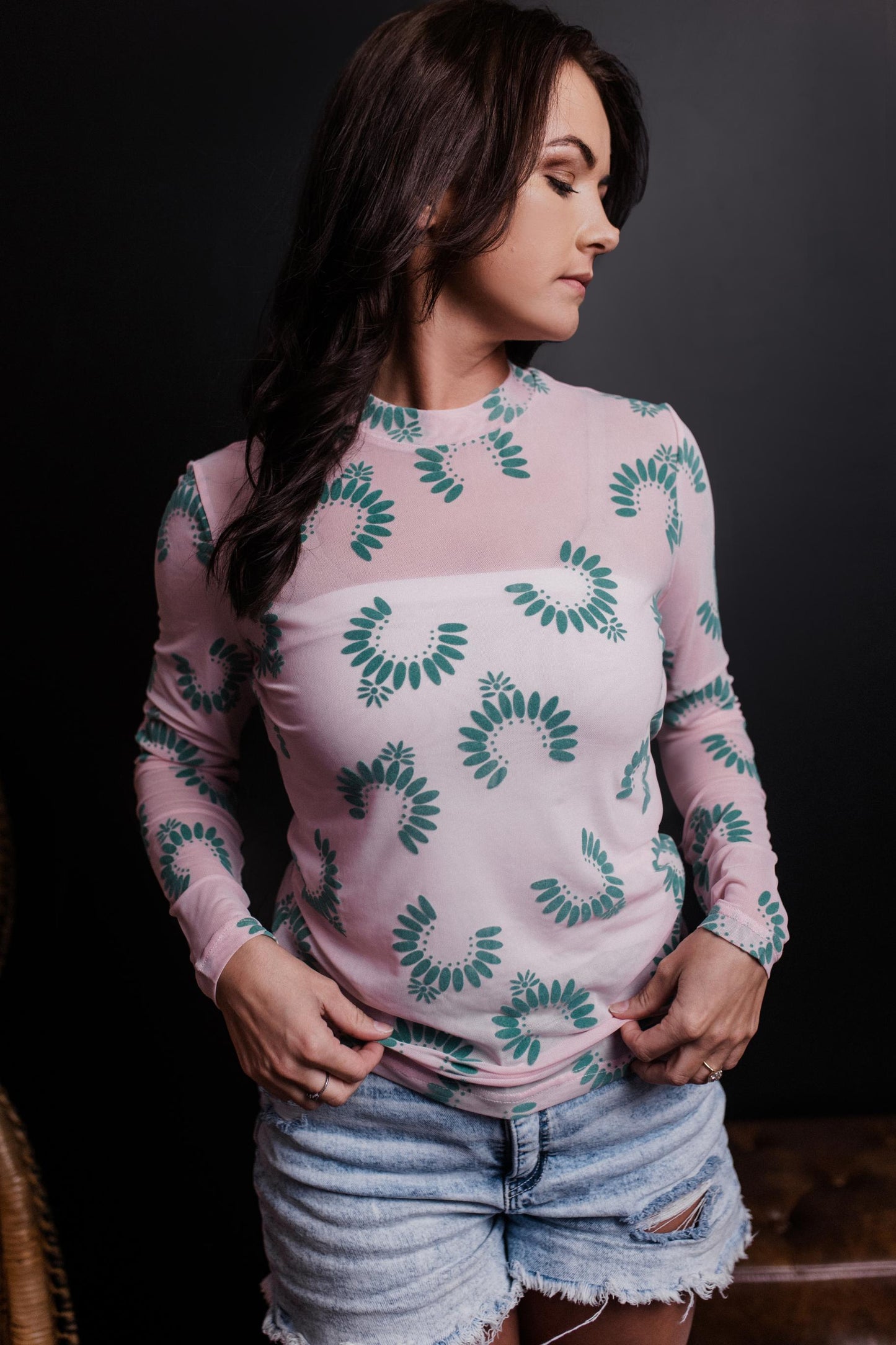 MK564 3D Gemstone LS Mesh Top -Turquoise/Pink