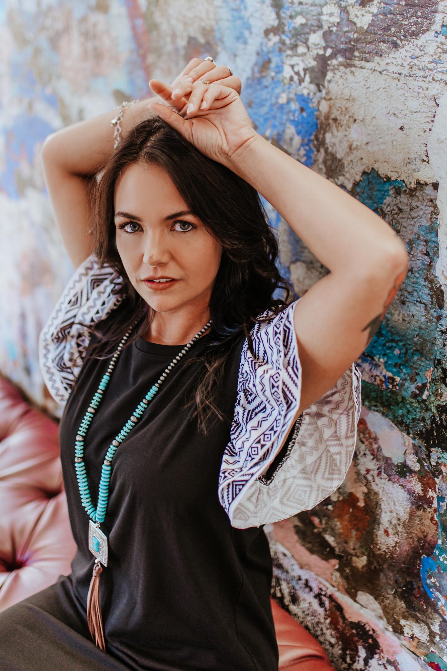 MK342 Arklatex Aztec Ruffle Sleeve Tee Dress - Black/White