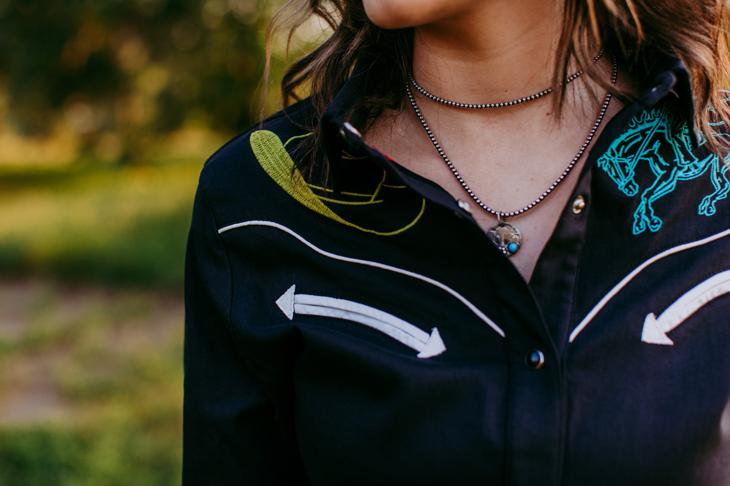 MK454 Fancy Western Button Down Shirt