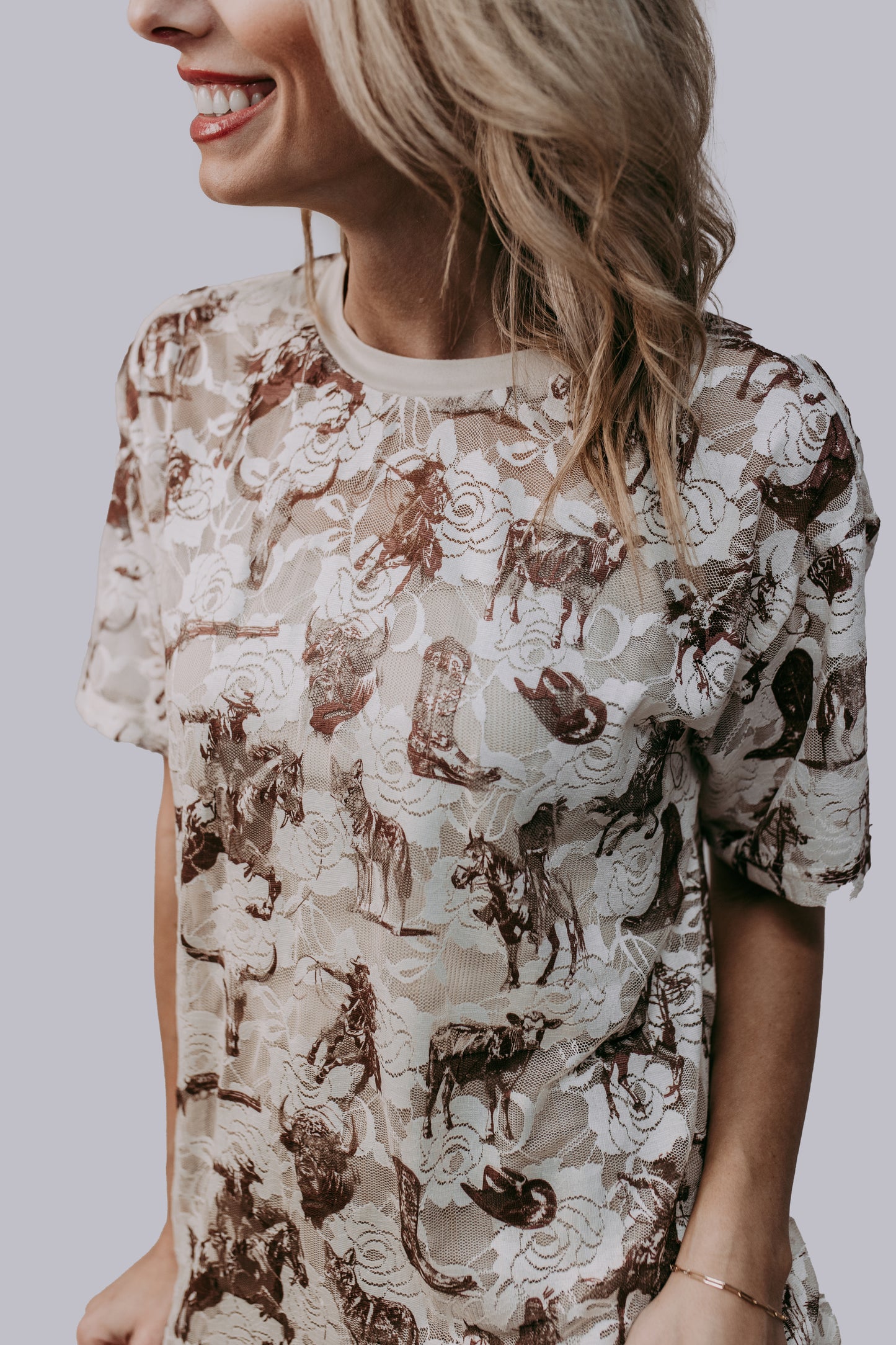 MK701 Cowboys & Indians Lace Top