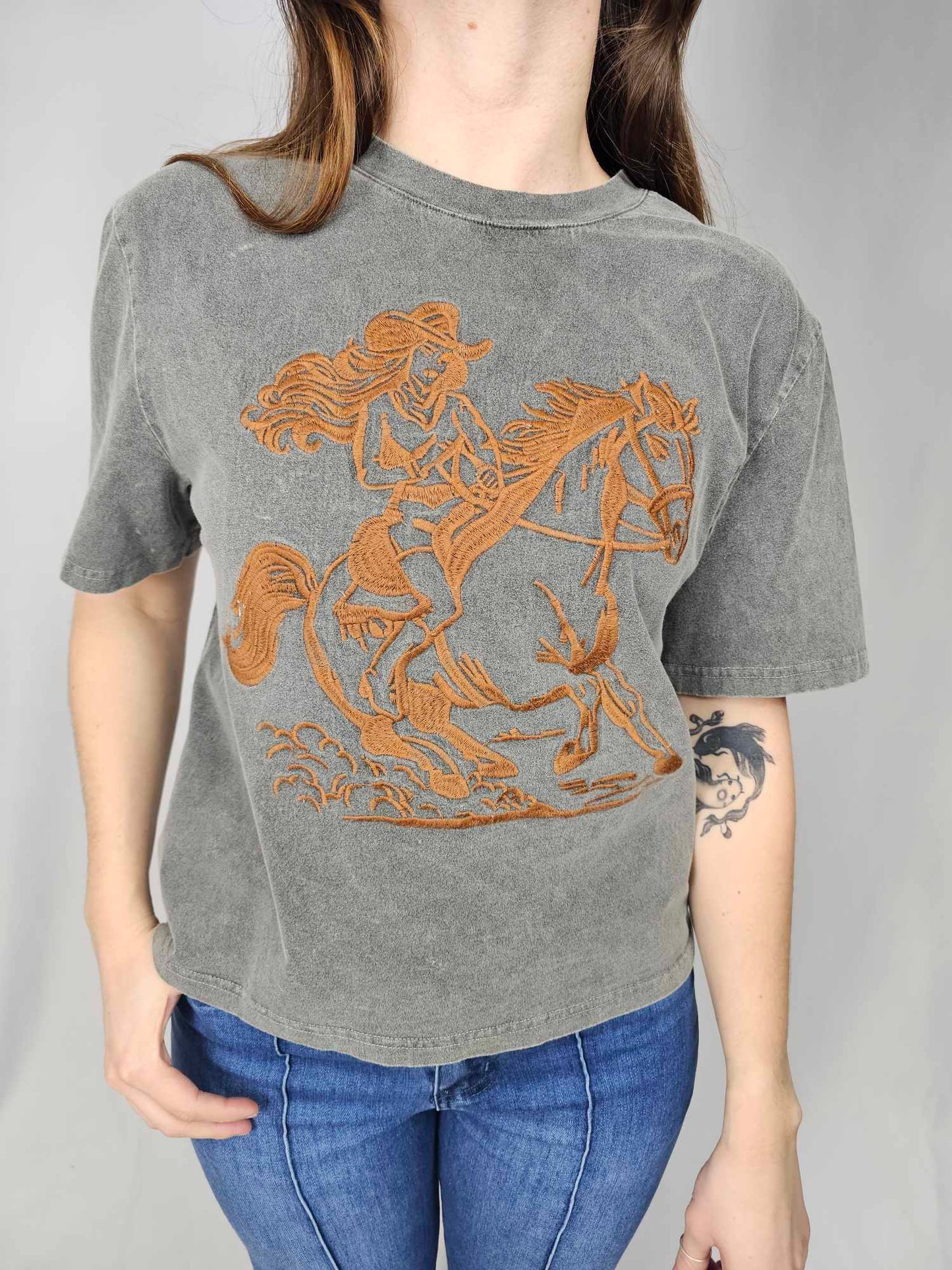 MK639 Cowgirl Embroidery Acid Washed Tee