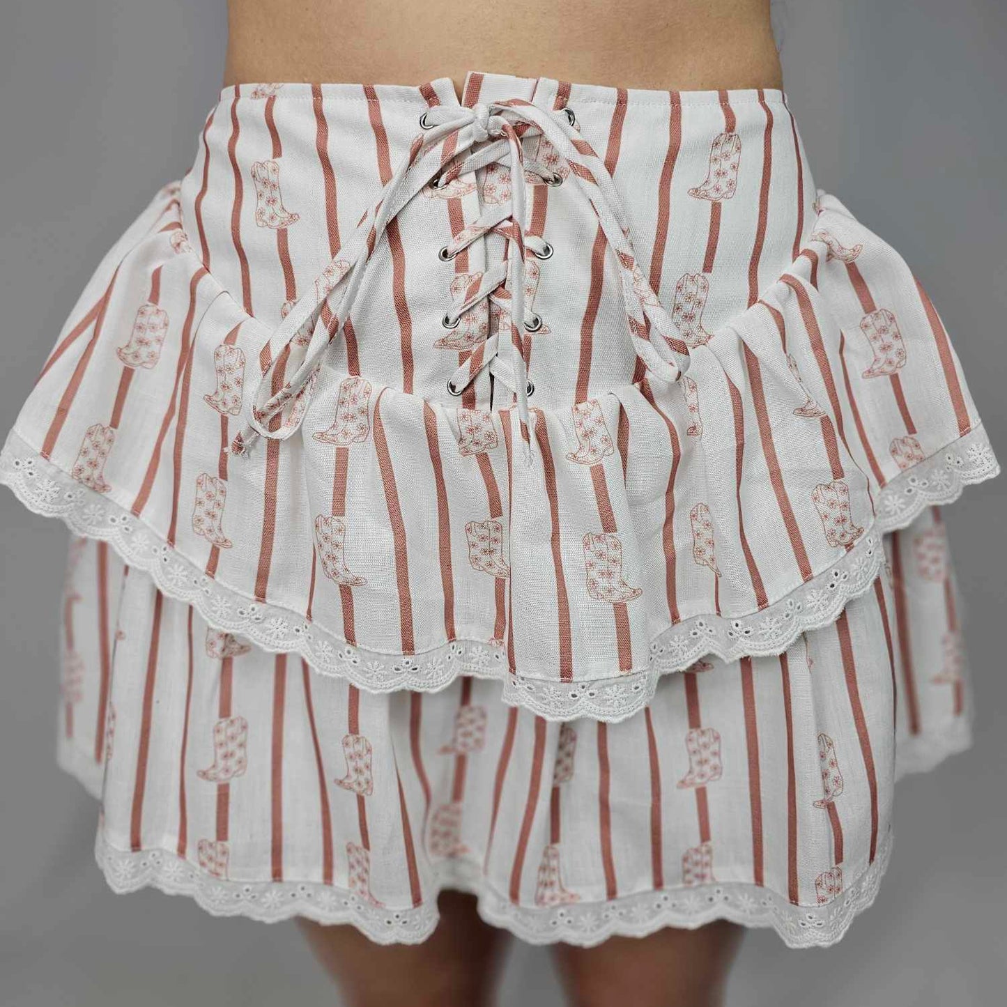 MK630 Ruffled Boot Skort